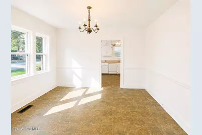 415 Academy Street N, Ahoskie, NC 27910 - Photo 17