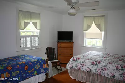 7 E Columbia Street E, Wrightsville Beach, NC 28480 - Photo 29