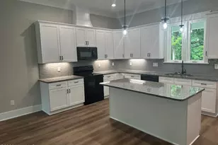 510 E Oliver St, Whiteville, NC 28472 - Photo 9