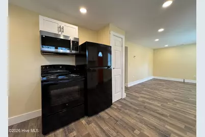 565 Manly Avenue #B, Wilmington, NC 28405 - Photo 7