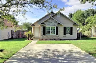 733 Grathwol Dr, Wilmington, NC 28405 - Photo 1