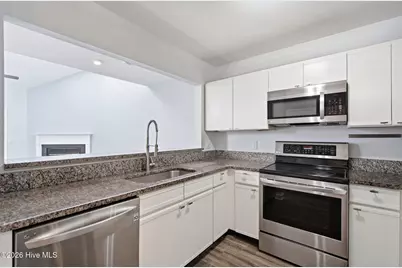 6211 Wrightsville Avenue #Apt 102, Wilmington, NC 28403 - Photo 11