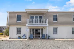 298 Ocean Blvd W, Holden Beach, NC 28462 - Photo 11
