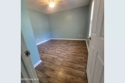 393 E Wood Lane, Leland, NC 28451 - Photo 5
