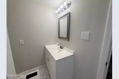 1215 E Wright Road, Greenville, NC 27858 - Photo 9