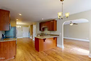 225 Savannah Garden Dr, Carthage, NC 28327 - Photo 9