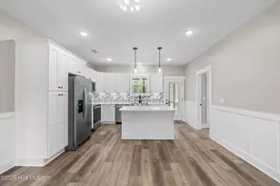1104 E Oak Island Dr, Oak Island, NC 28465 - Photo 19