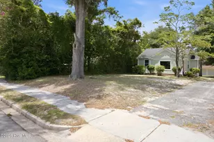 2113 Princess Pl Dr, Wilmington, NC 28405 - Photo 33