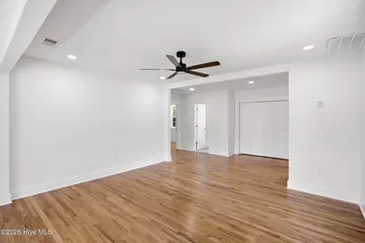 2113 Princess Place Drive, Wilmington, NC 28405 - Photo 15