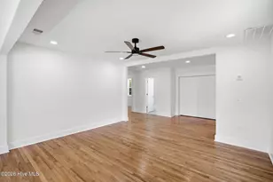 2113 Princess Pl Dr, Wilmington, NC 28405 - Photo 15