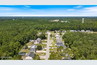 202 Grays Lane, Elizabethtown, NC 28337 - Photo 15