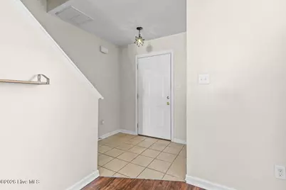 135 Glen Cannon Drive, Jacksonville, NC 28546 - Photo 7