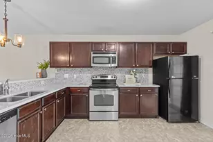 135 Glen Cannon Drive, Jacksonville, NC 28546 - Photo 9