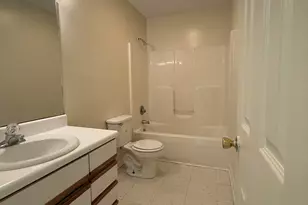 3200 Parkway Ct, Greenville, NC 27834 - Photo 5