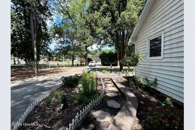 8879 Cliffdale Road, Fayetteville, NC 28314 - Photo 37