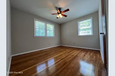805 Gardenview Drive, Jacksonville, NC 28540 - Photo 13
