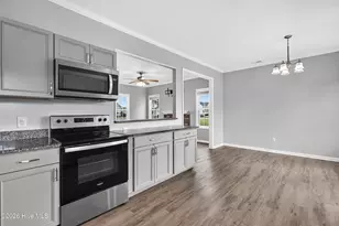 115 Dukes Lake Cir, Richlands, NC 28574 - Photo 3