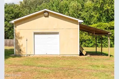 2922 Birdsong Circle, Grimesland, NC 27837 - Photo 41