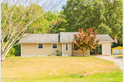 2922 Birdsong Circle, Grimesland, NC 27837 - Photo 1