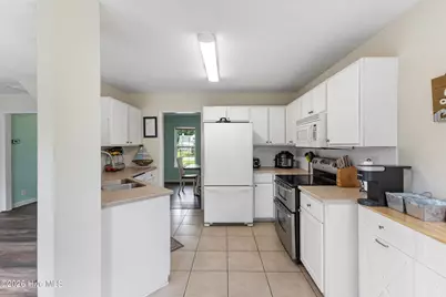 687 Windsor Drive SE, Leland, NC 28451 - Photo 5