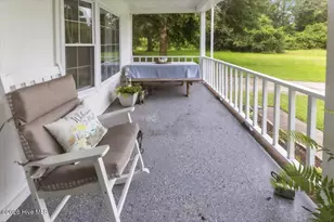 1502 N Hills Ct, New Bern, NC 28562 - Photo 3