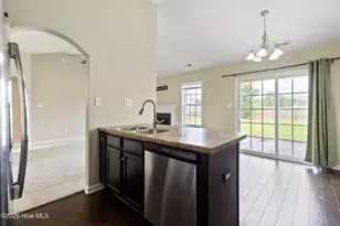 115 Cavalier Dr, Jacksonville, NC 28546 - Photo 25