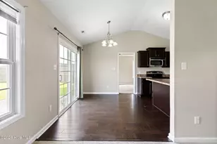 115 Cavalier Dr, Jacksonville, NC 28546 - Photo 17