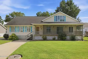 463 E Water St, Belhaven, NC 27810 - Photo 1