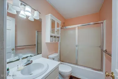 1412 Oxford Lane, New Bern, NC 28562 - Photo 23