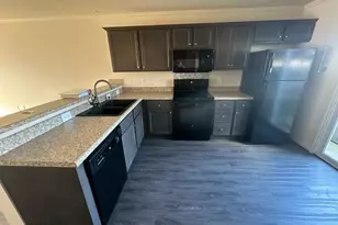 426 Sullivan Loop Rd, Midway Park, NC 28544 - Photo 5