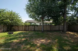 828 S Dogwood Ln, Swansboro, NC 28584 - Photo 25
