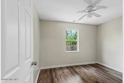 828 S Dogwood Lane, Swansboro, NC 28584 - Photo 15