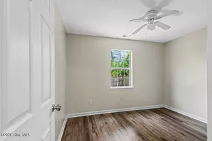 828 S Dogwood Ln, Swansboro, NC 28584 - Photo 15