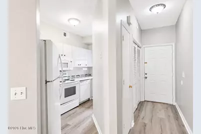 4230 Wilshire Boulevard #Apt 306d, Wilmington, NC 28403 - Photo 15