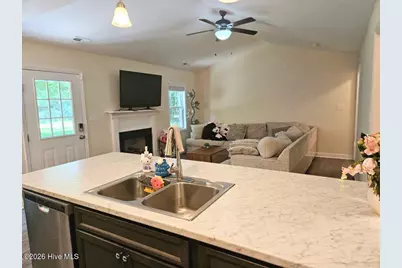 207 Sherwood Road, Jacksonville, NC 28540 - Photo 7