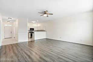 1009 Avenshire Cir, Wilmington, NC 28412 - Photo 15