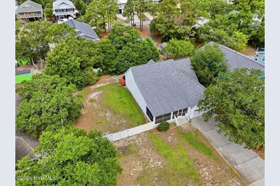 221 NE 60th Street, Oak Island, NC 28465 - Photo 73