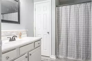 1431 Hylan Ave, Hamlet, NC 28345 - Photo 25