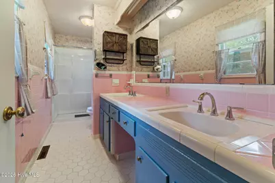 312 N Mitchell Ford Road, Clarkton, NC 28433 - Photo 25