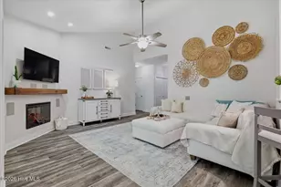 1138 Avenshire Cir, Wilmington, NC 28412 - Photo 7