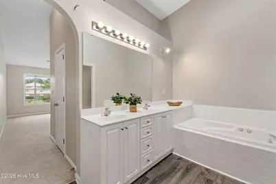 4126 Breezewood Drive #Apt 202, Wilmington, NC 28412 - Photo 17
