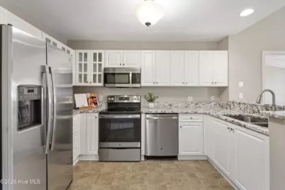 4126 Breezewood Drive #Apt 202, Wilmington, NC 28412 - Photo 9