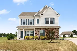 228 Monroe Fields Dr, Benson, NC 27504 - Photo 3
