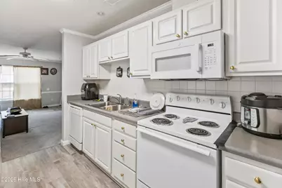 1117 Masters Lane #A And B, Greenville, NC 27834 - Photo 3