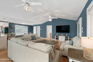 102 Sandpiper Ln, Indian Beach, NC 28512 - Photo 5