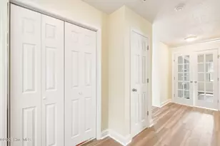1011 Pelican Dr, New Bern, NC 28560 - Photo 13