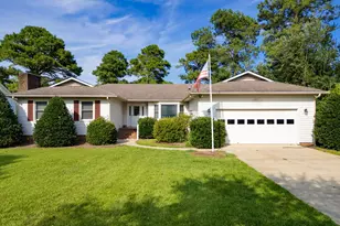 1011 Pelican Dr, New Bern, NC 28560 - Photo 1