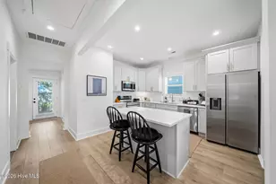 110 S 11th St, Wilmington, NC 28401 - Photo 11