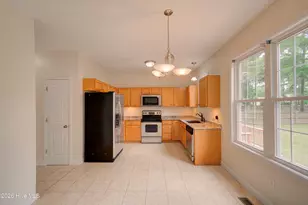 318 Osprey Point Dr, Sneads Ferry, NC 28460 - Photo 15