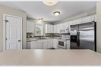 104 Ashcroft Drive, Jacksonville, NC 28546 - Photo 13